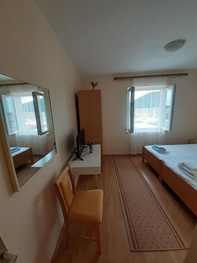 Guesthouse Niko Ντουμπρόβνικ Εξωτερικό φωτογραφία